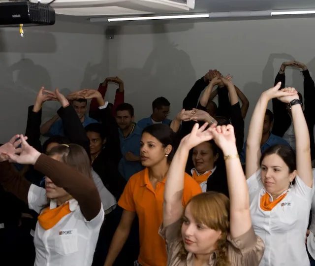 Ginástica laboral compensatória para diminuir o absenteísmo