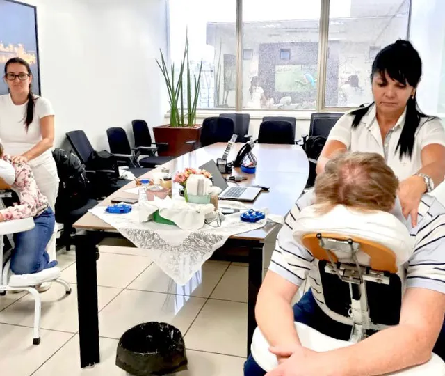 Massagem para incentivo ao bem-estar
