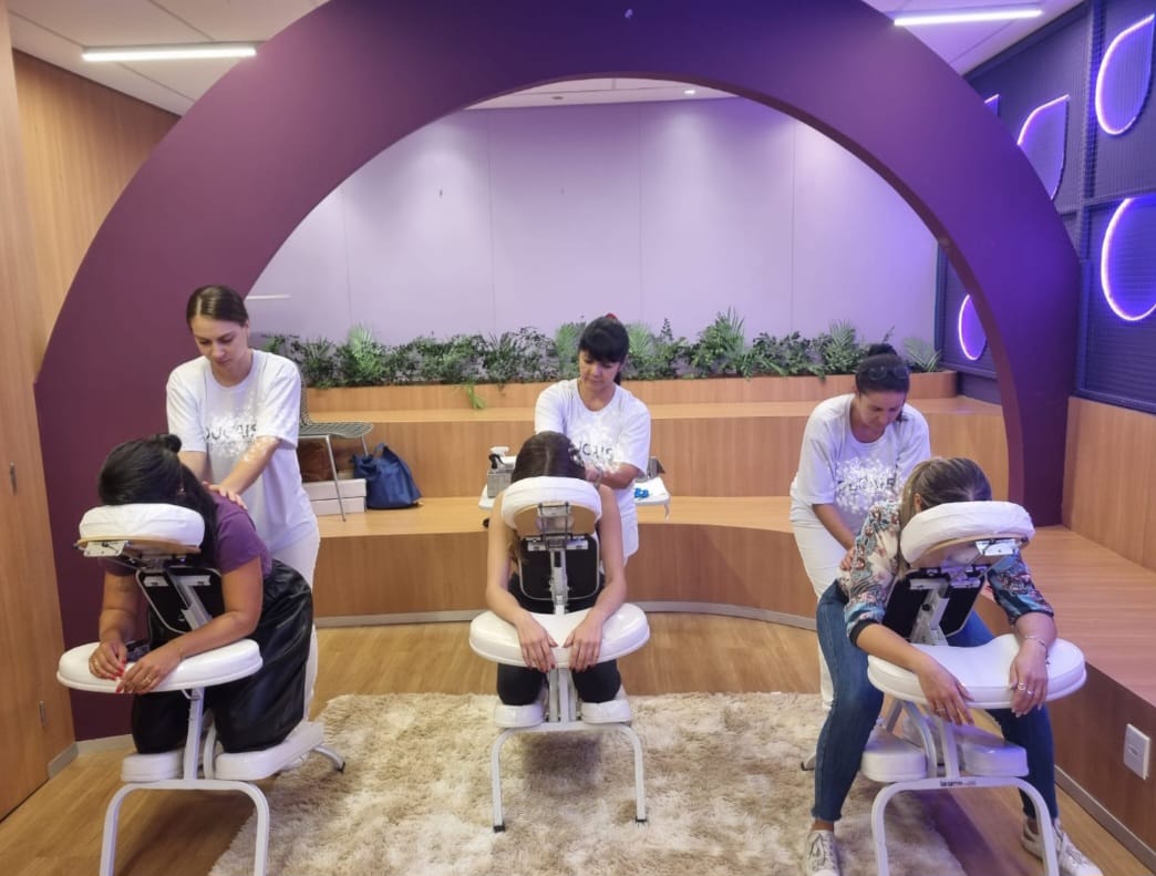 Quick massage ou massagem relaxante? Entenda as diferenças