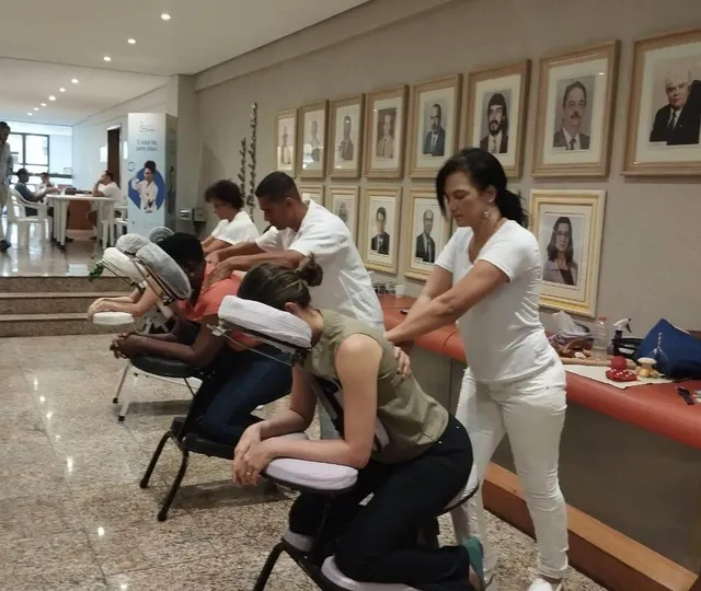 Serviço de quick massage