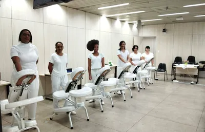 Como a Massagem Corporativa Contribui para o Equilíbrio entre Vida Profissional e Pessoal