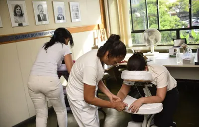 Serviço de massagem no ambiente de trabalho